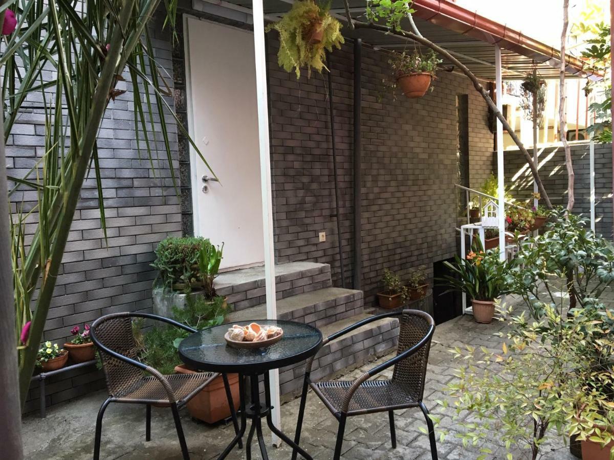Hostel 47 Batumi Zewnętrze zdjęcie